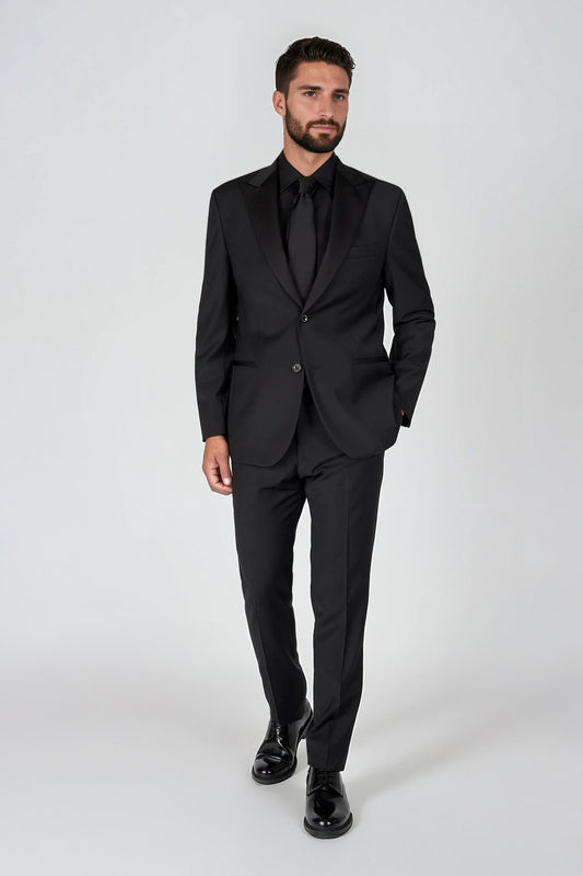 Red Carpet Smoking with satin peak lapels