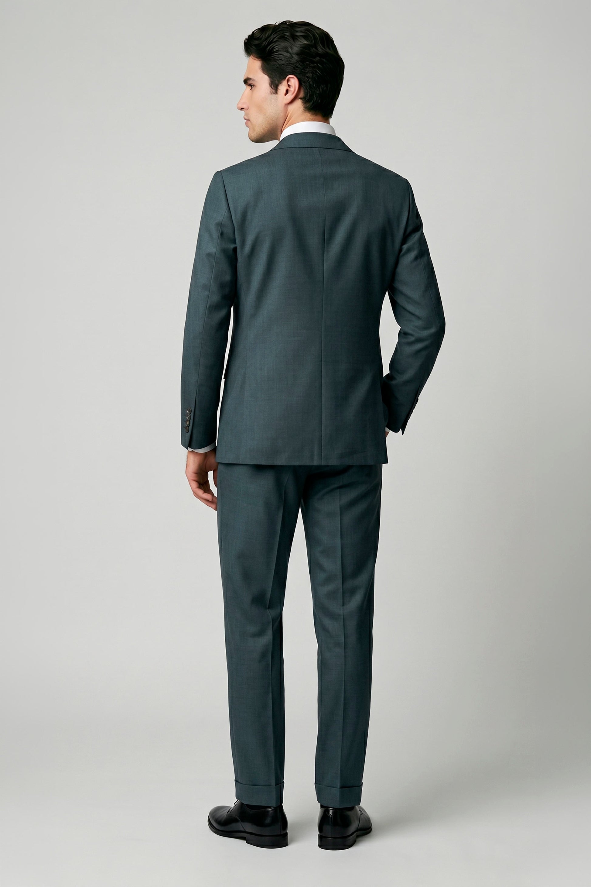 Super 150's merino wool suit - Loro Piana® fabrics - MONTEZEMOLO